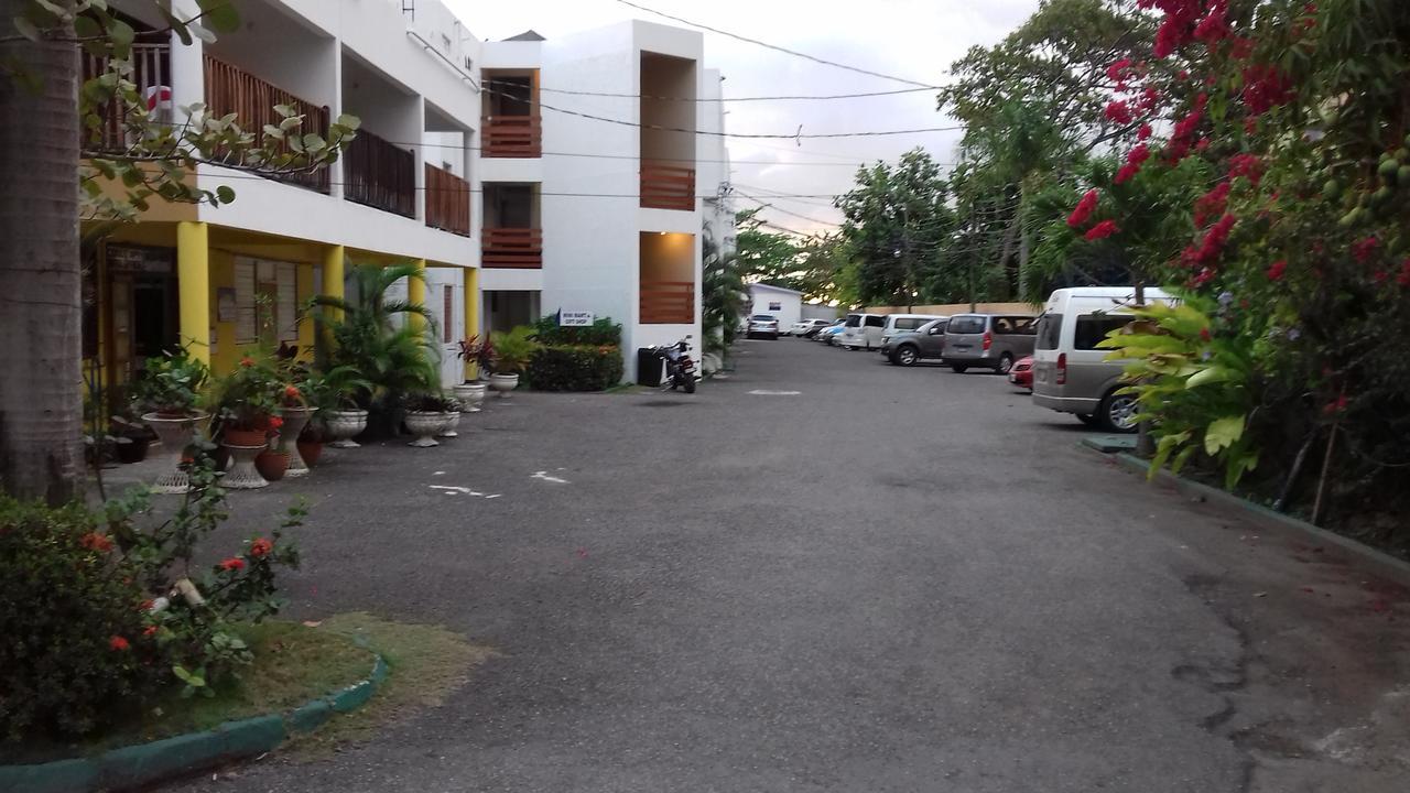 Negril Beach Club Condos Exteriör bild