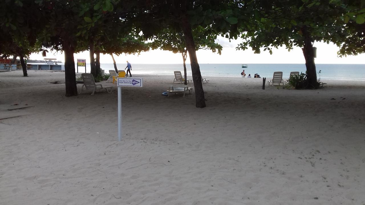 Negril Beach Club Condos Exteriör bild